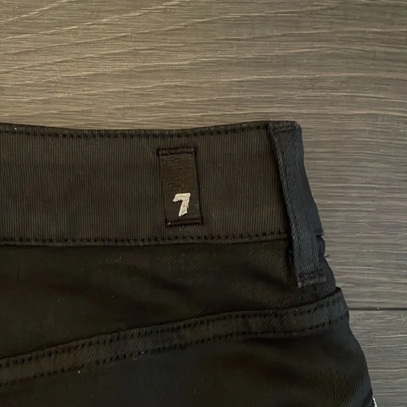 7 For All Mankind - Picture 7 of 11